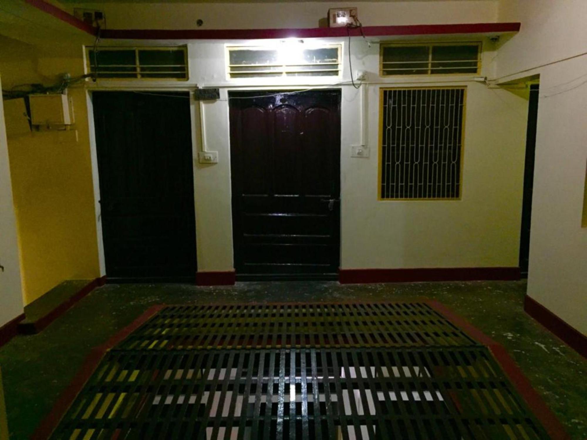 Grg Shanti Guest House Varanasi Near Manikarnika Ghat Εξωτερικό φωτογραφία
