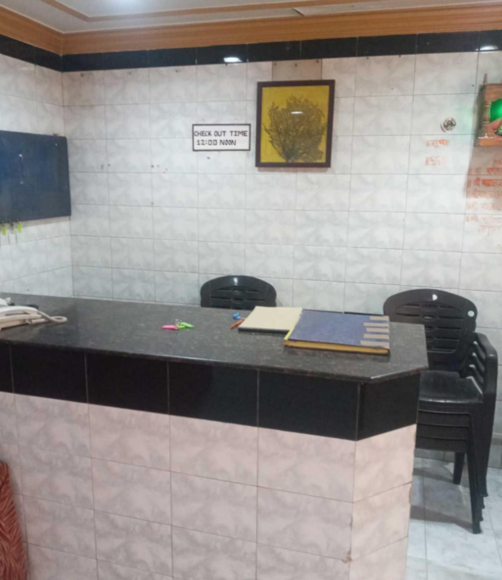 Grg Shanti Guest House Varanasi Near Manikarnika Ghat Εξωτερικό φωτογραφία