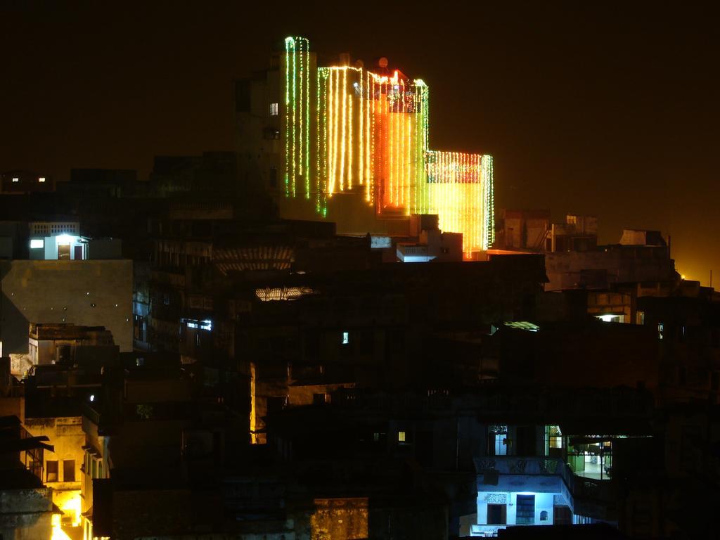 Grg Shanti Guest House Varanasi Near Manikarnika Ghat Εξωτερικό φωτογραφία