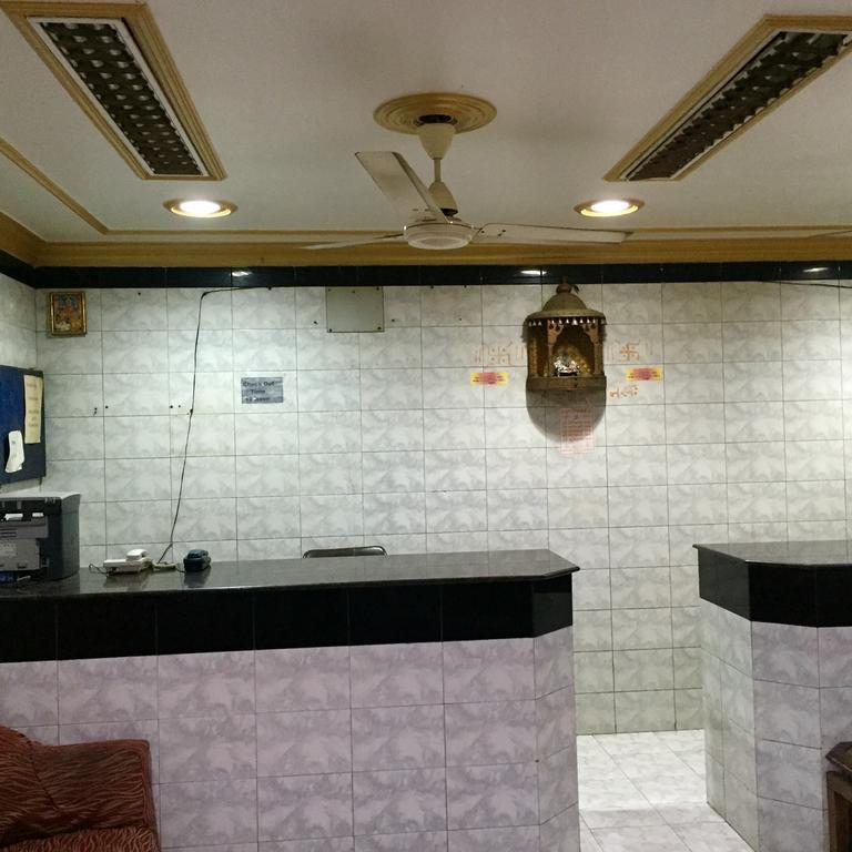 Grg Shanti Guest House Varanasi Near Manikarnika Ghat Εξωτερικό φωτογραφία