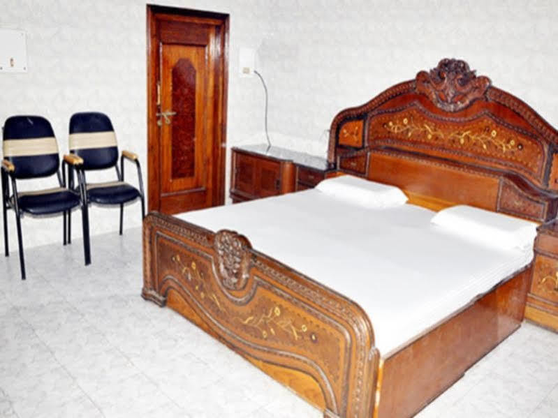 Grg Shanti Guest House Varanasi Near Manikarnika Ghat Εξωτερικό φωτογραφία